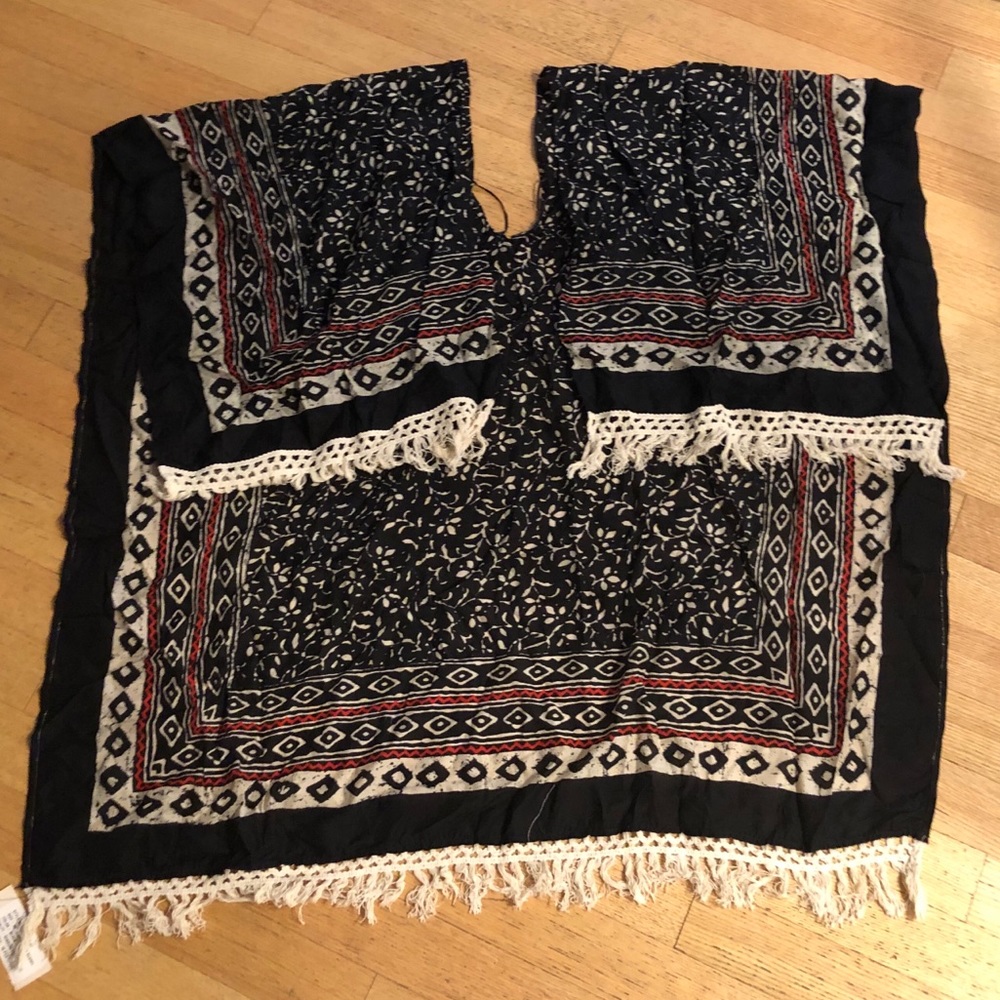 NWOT Vismaya open side cover up - Picture 4 of 7